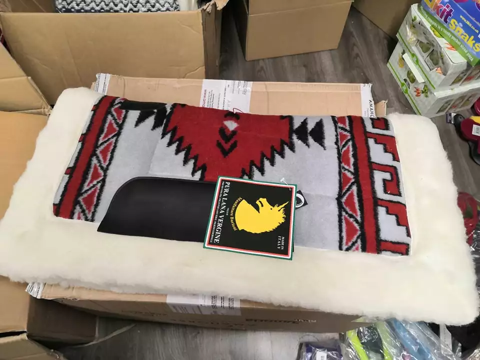 Westernová deka z pravého beránku Navajo Burioni