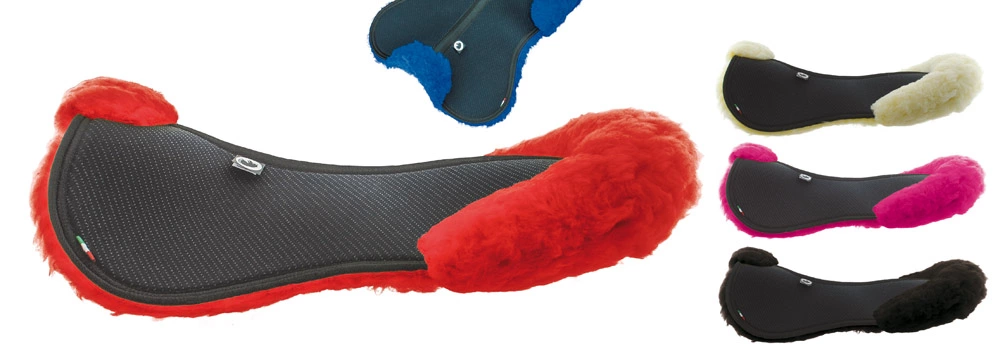 Syntetický beránek pod sedlo s gripem