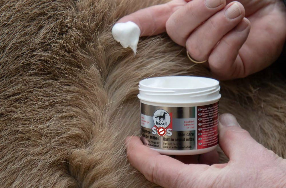 Hojivá mast Leovet SOS na letní vyrážku a při napadení roztoči 