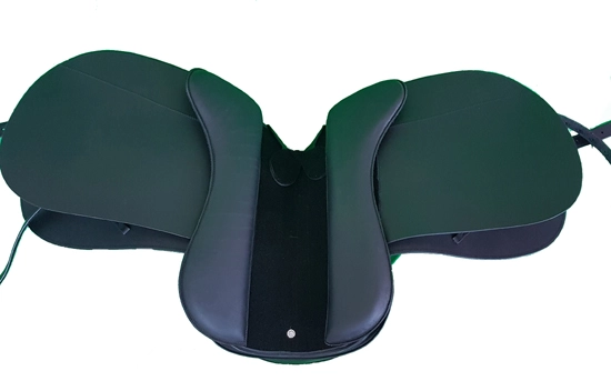 Bezkostrové drezúrní sedlo BRISTOL