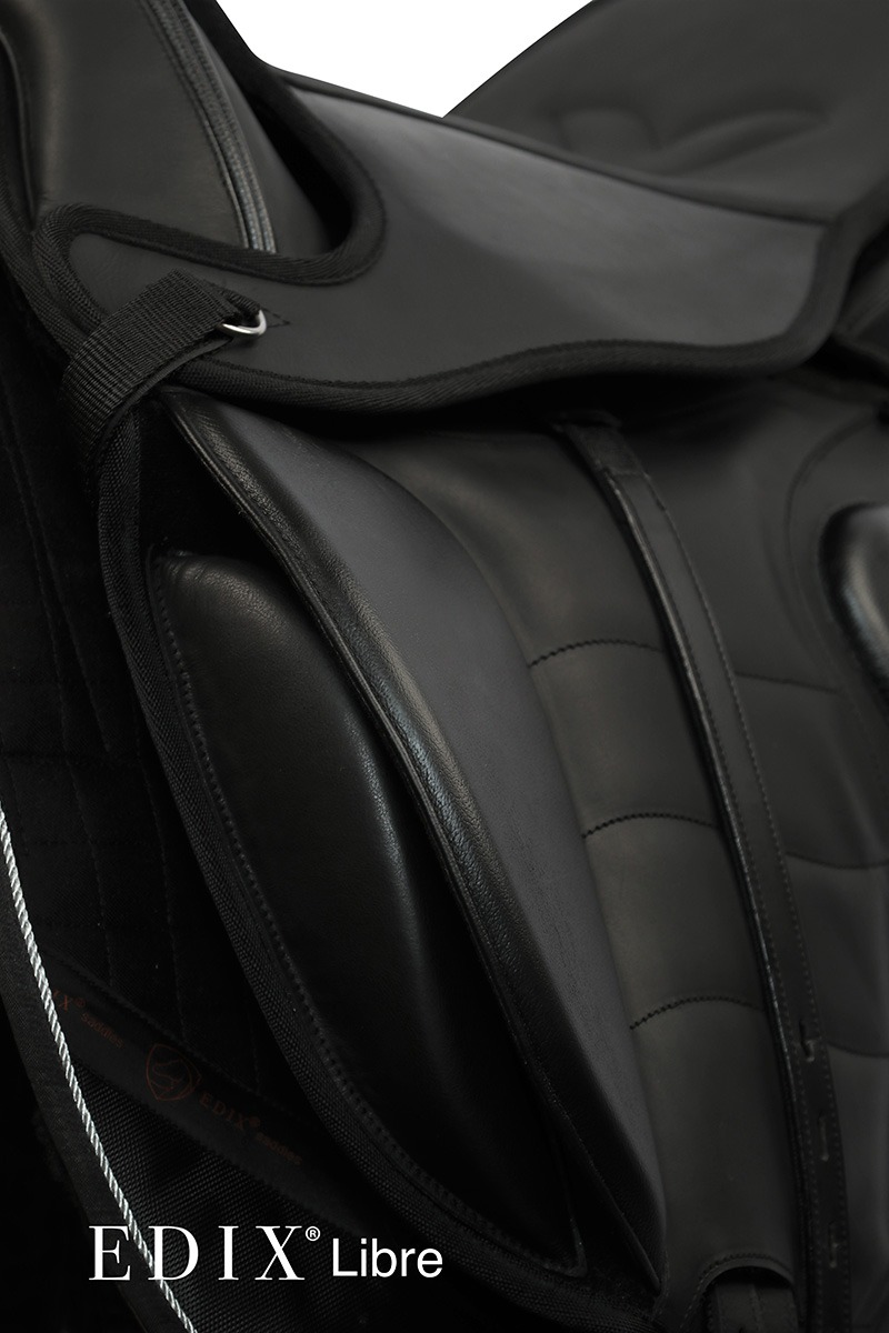 Drezurní bezkostrové sedlo Edix Libre