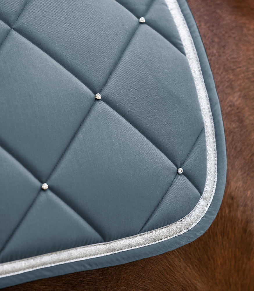 Dečka s kamínky Competition