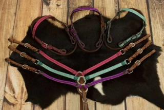 Westernový set MINI SPARCLE uzdečka s otěžemi+poprsník